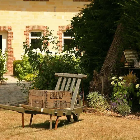 Lovely In With Forest Nearby *