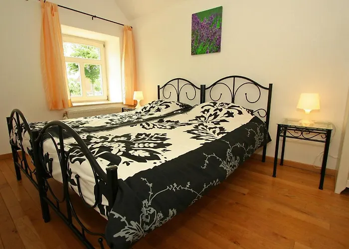 Lovely In With Forest Nearby Сasa de vacaciones *