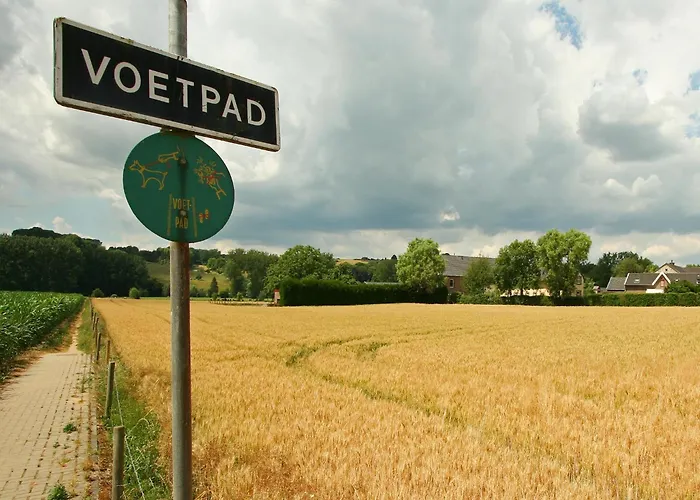 Lovely In With Forest Nearby Сasa de vacaciones *