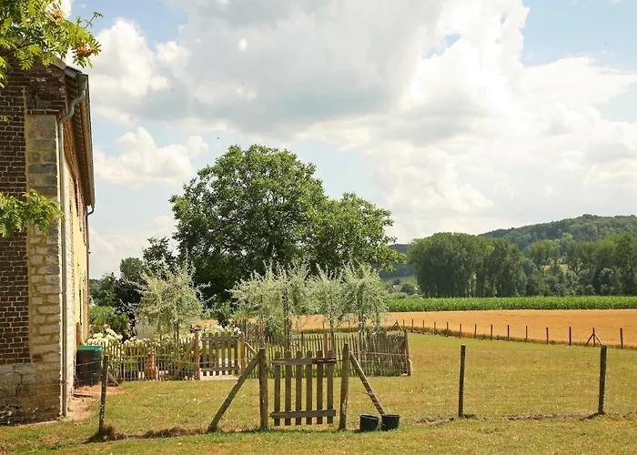 Сasa de vacaciones Lovely In With Forest Nearby *