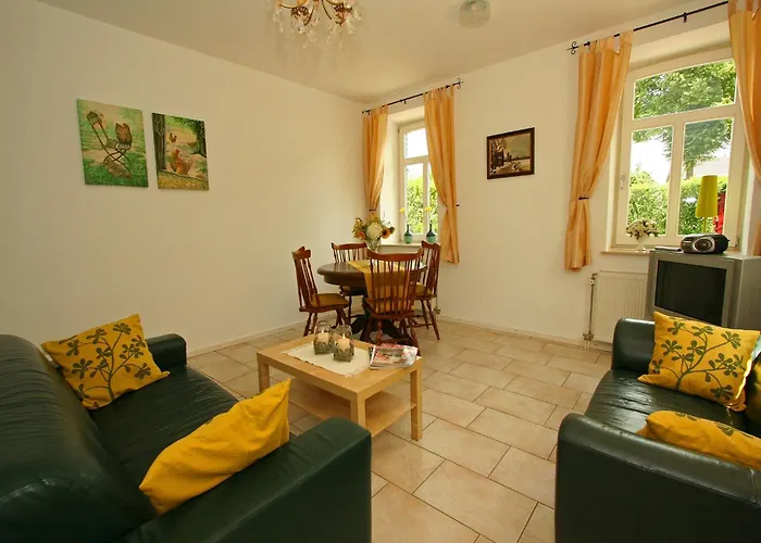 Lovely In With Forest Nearby *