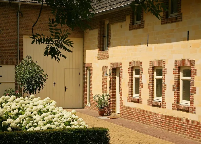 Lovely In With Forest Nearby Сasa de vacaciones *