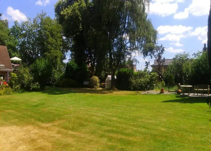 Сasa de vacaciones Lovely In With Forest Nearby *