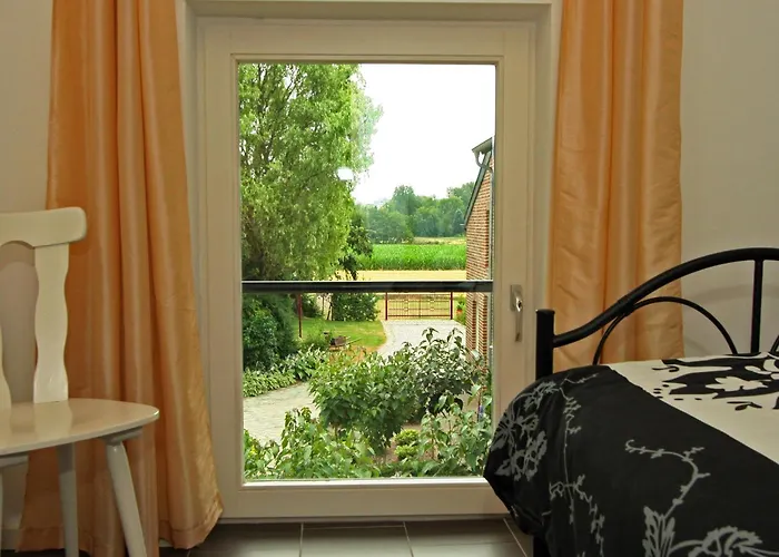 Lovely In With Forest Nearby Сasa de vacaciones *