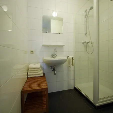 Casa vacanze Lovely In With Forest Nearby Wijlre