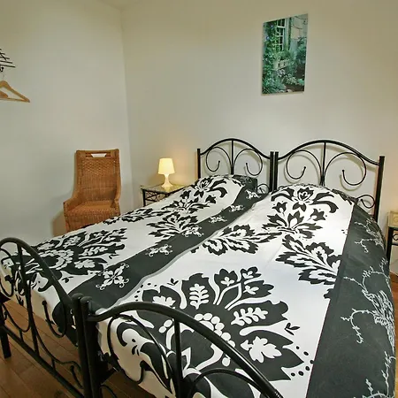 Lovely In With Forest Nearby Casa vacanze